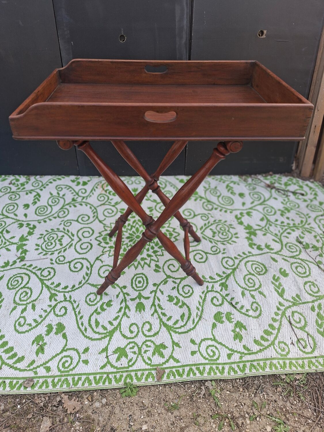 Folding dessert table