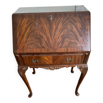 20th century sloping desk in mahogany