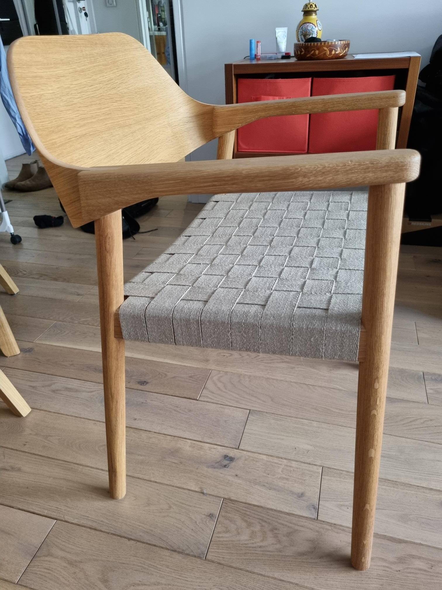 Chair with armrests Bolia furniture