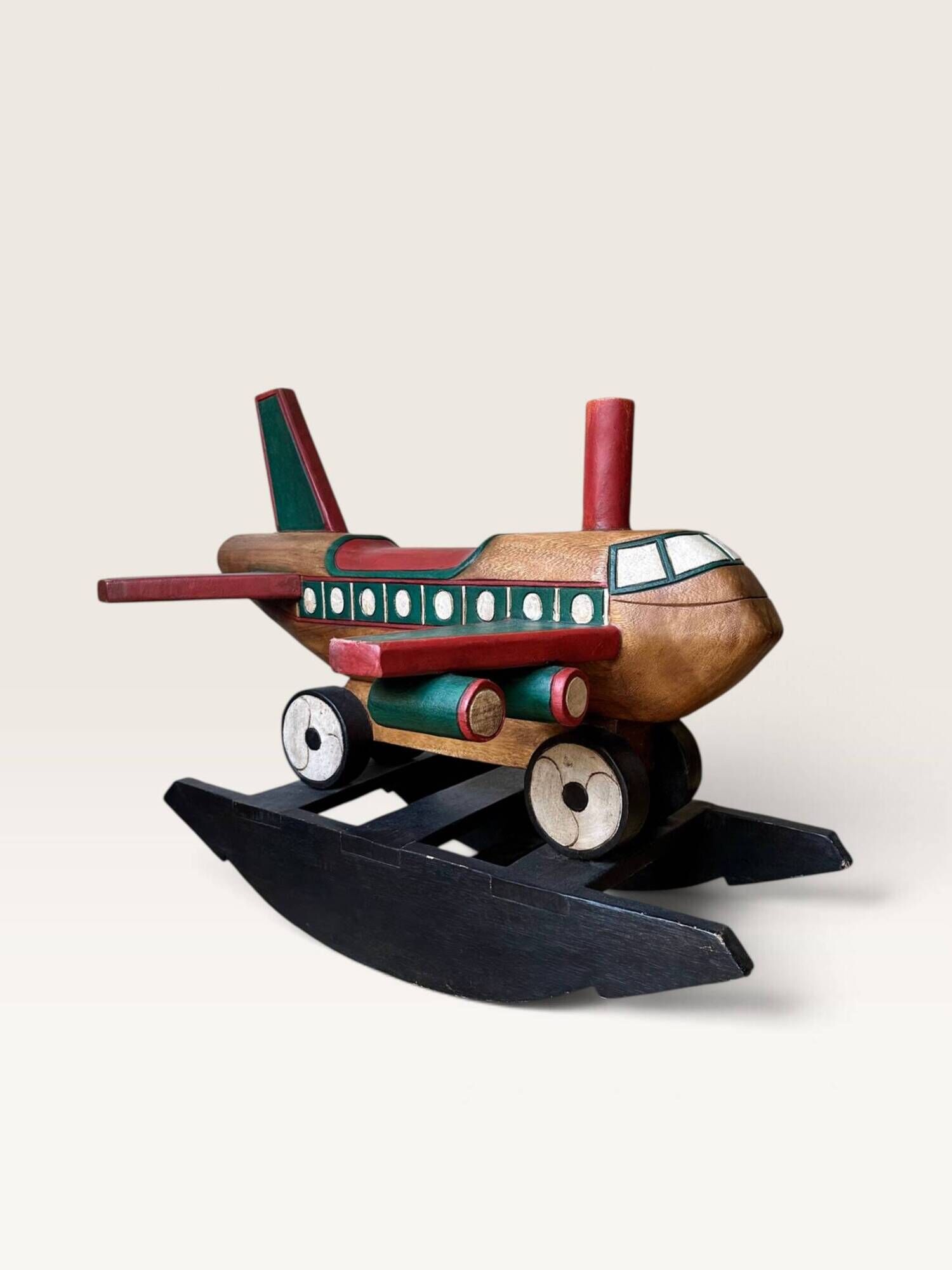 Avion à bascule en bois