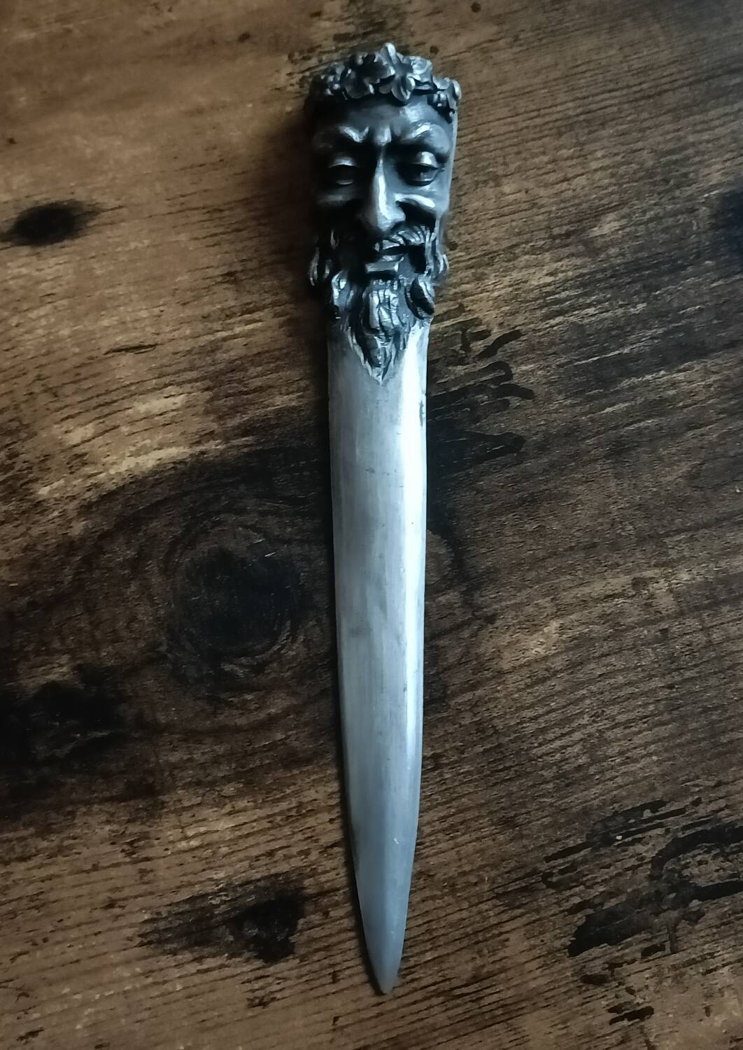 Coupe papier, bronze argenté