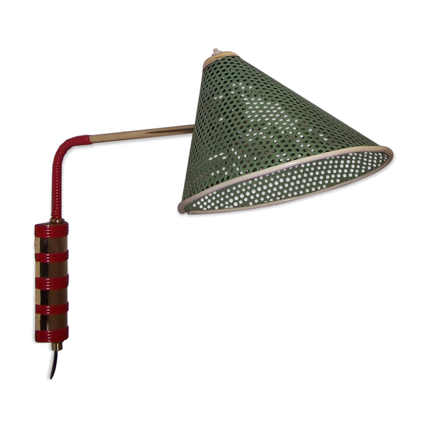 Applyging - perforated sheet metal - 50s