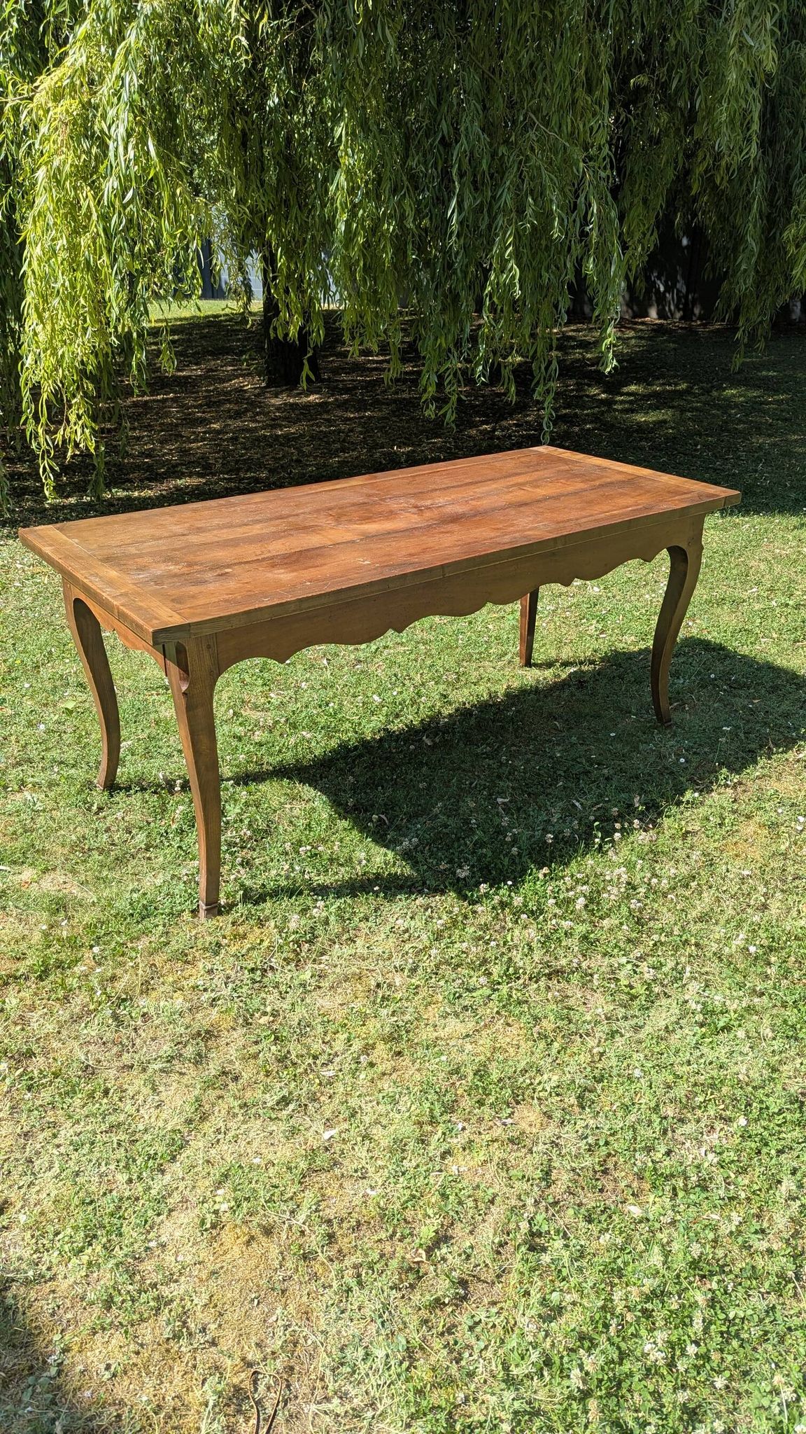 Louis XV style farmhouse table in solid wood - 175 cm