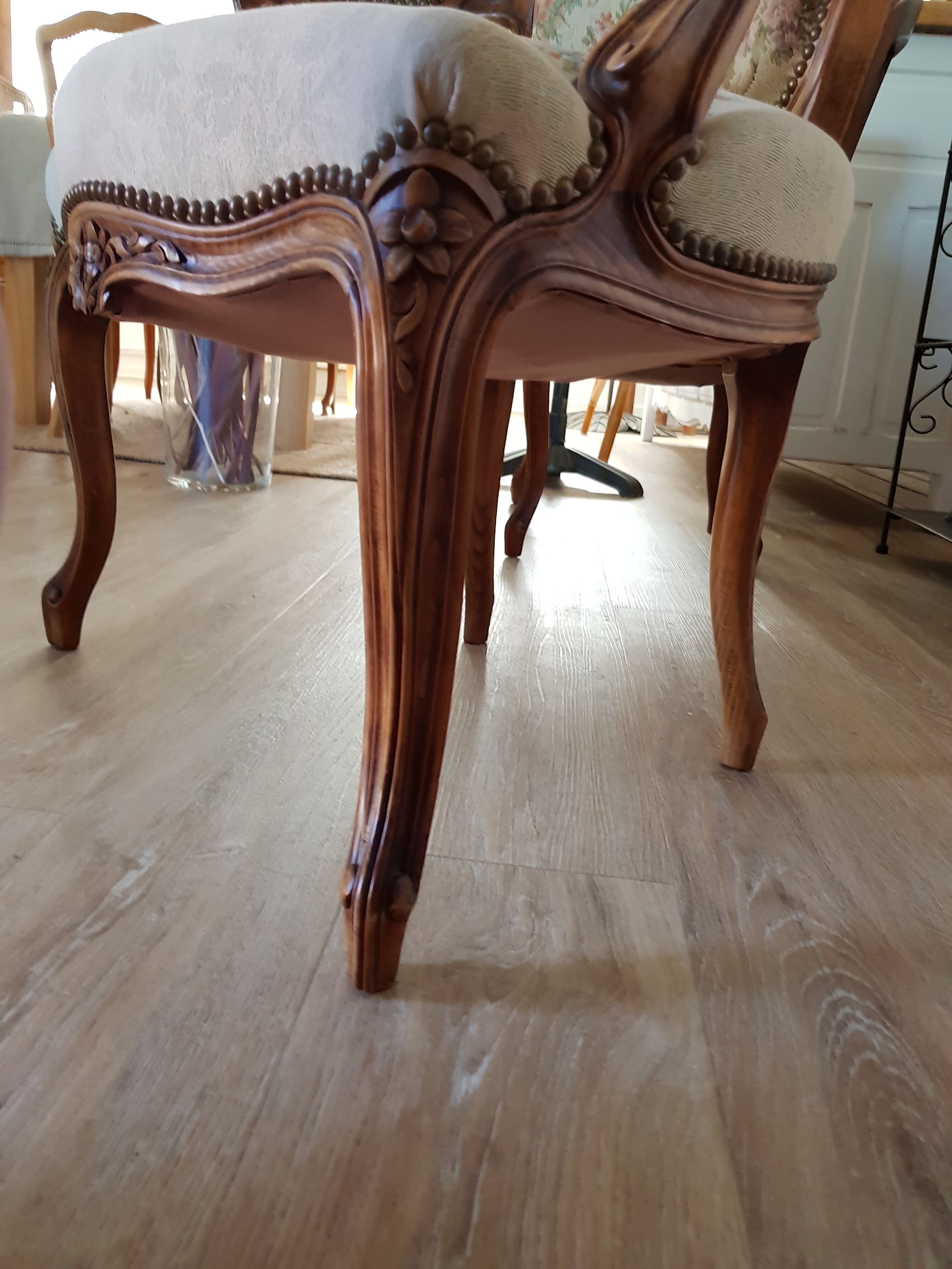 Fauteuil style Louis XV