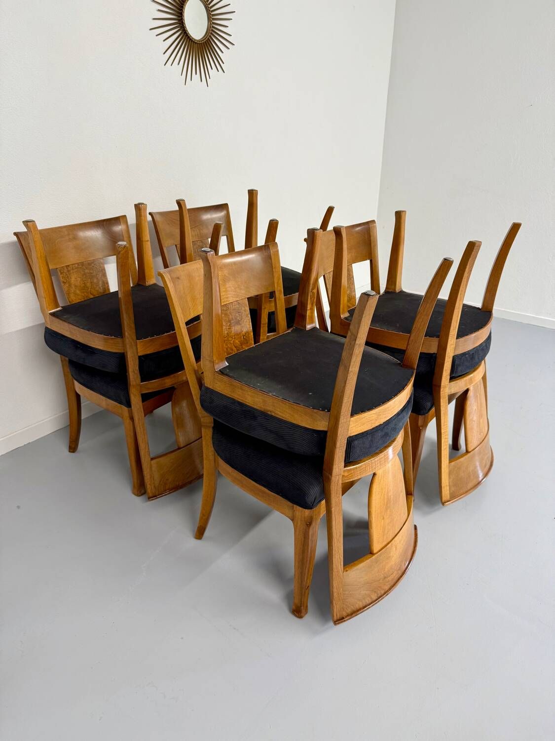 Set of 8 19th century Biedermeier art deco chairs in walnut with new upholstery