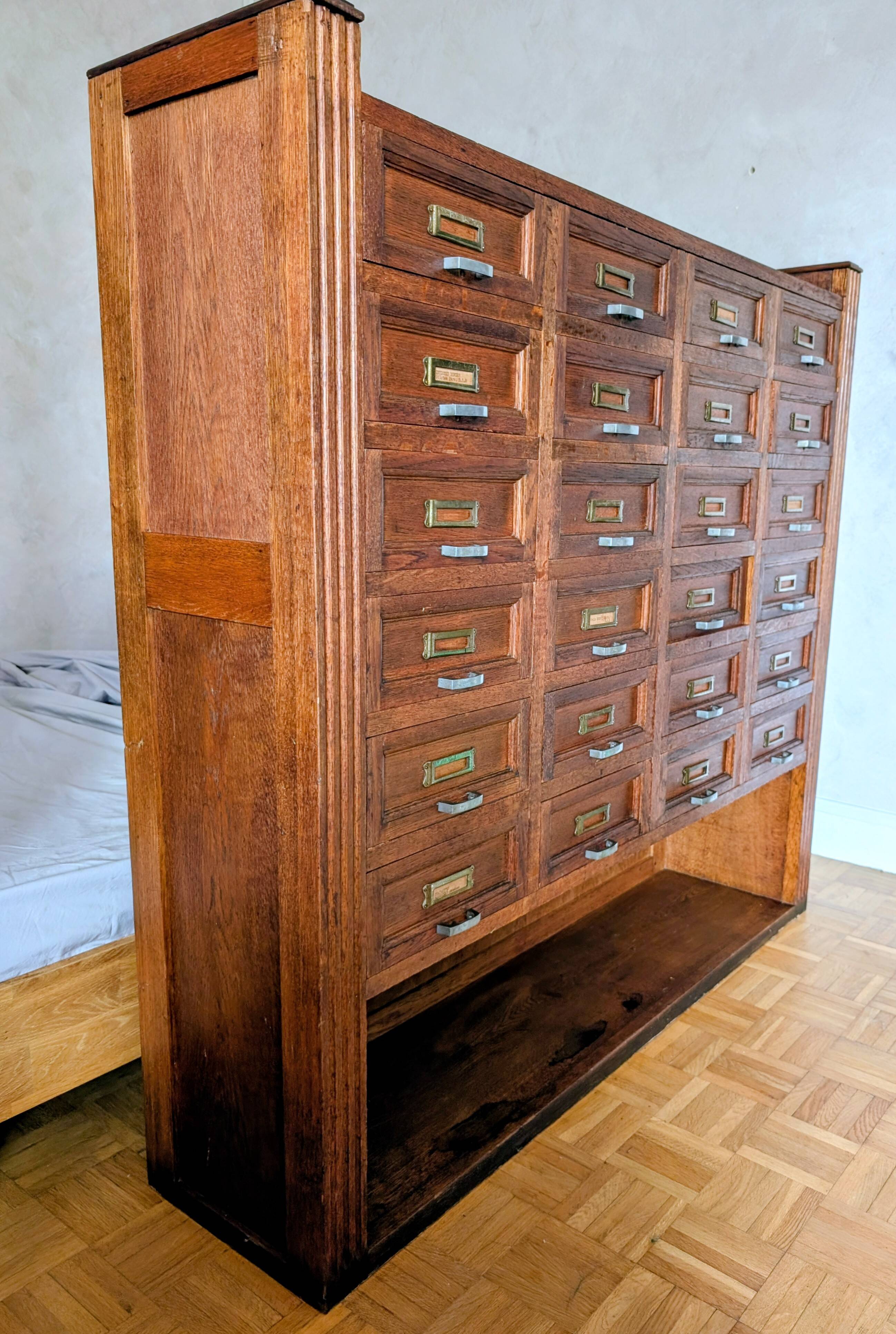 Meuble de métier chêne de graveur médailleur