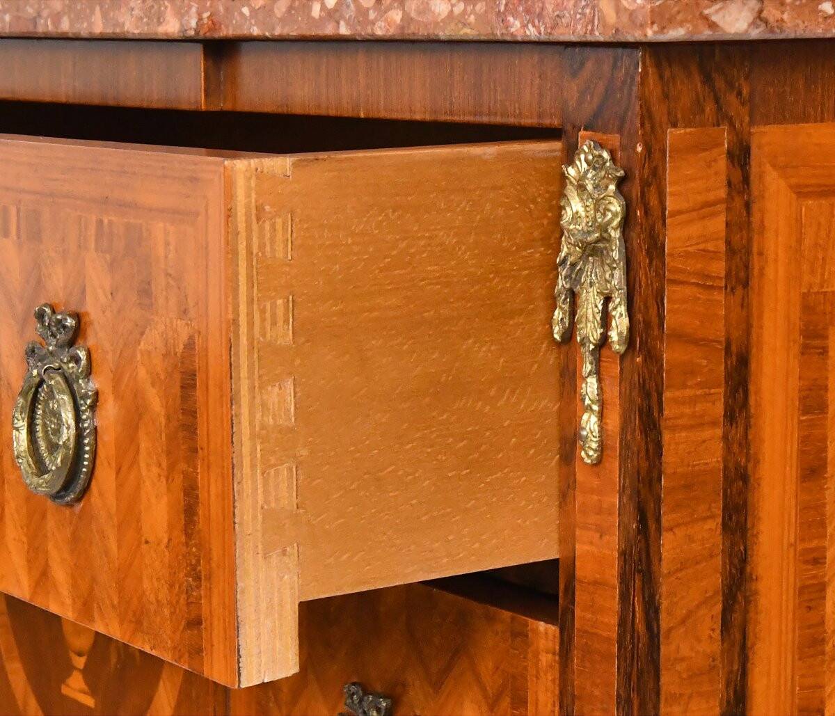 Louis XVI style commode in marquetry