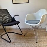 Herman Miller Edition Sayl office armchair