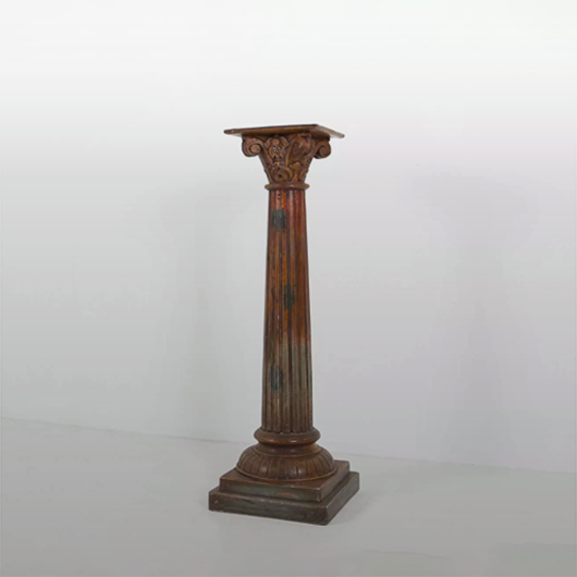 Colonne en bois