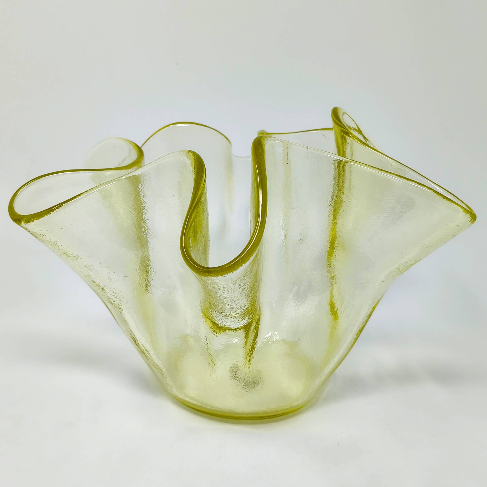 Vase en verre de Murano jaune "Fazzoletto" des années 1970 par Dogi