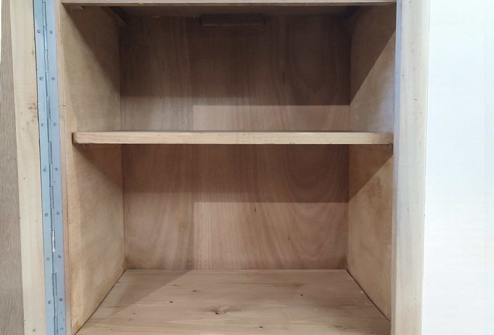 Small vintage storage unit – light wood and powder pink