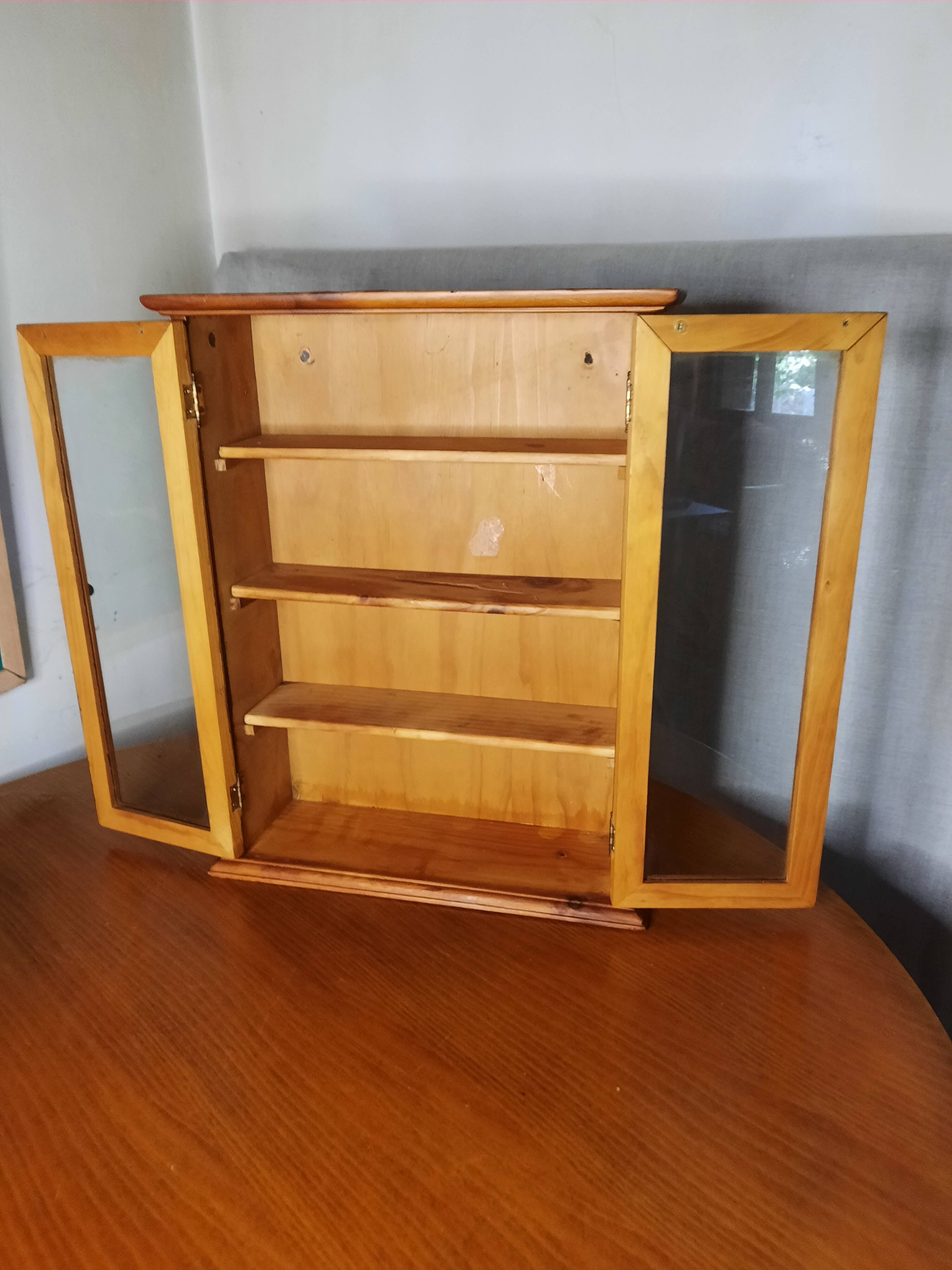 Pair of small display cabinets