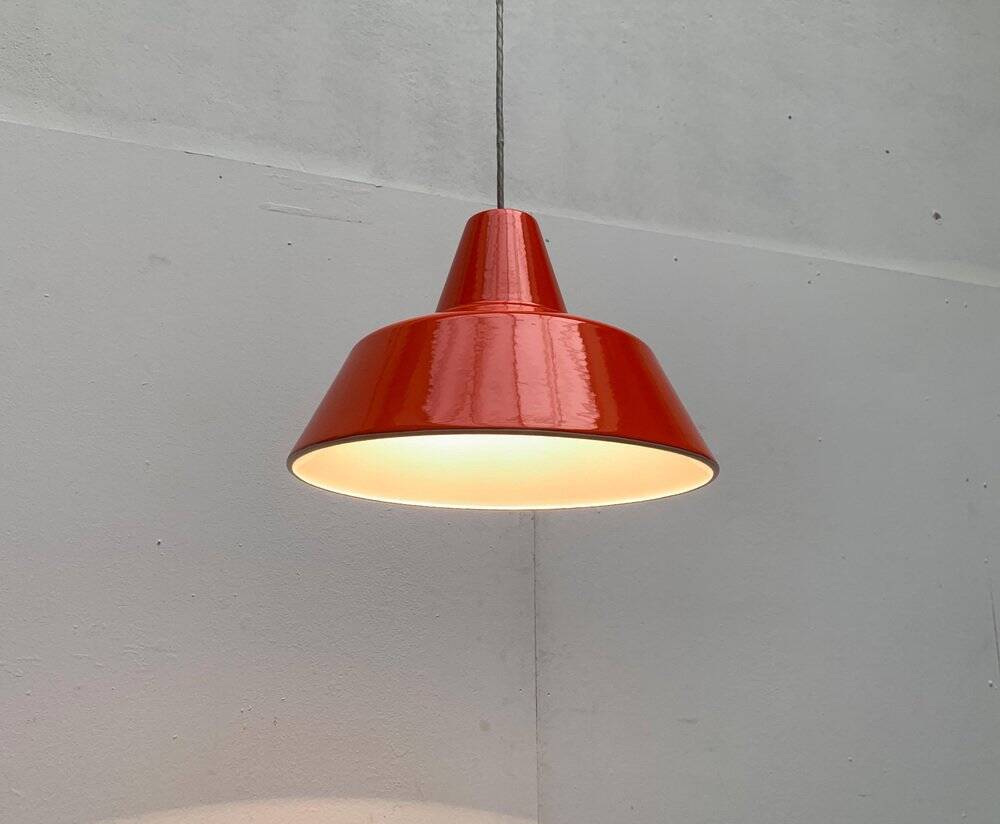 Suspensions Mid-Century danoise Emaille Amatur de Louis Poulsen, années 1960, lot de 3