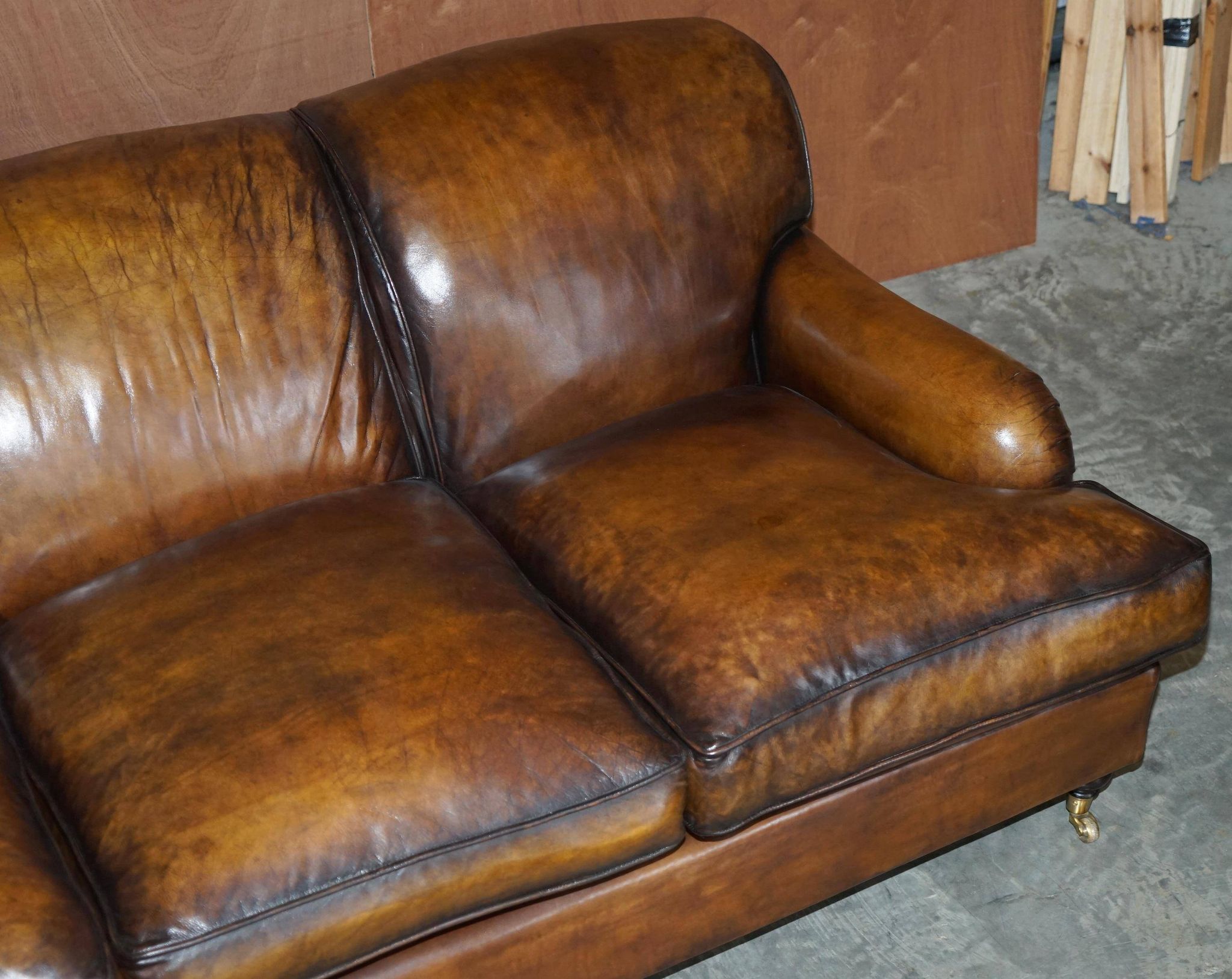 Howard & Son leather canapé, restored vintage, 3-seater