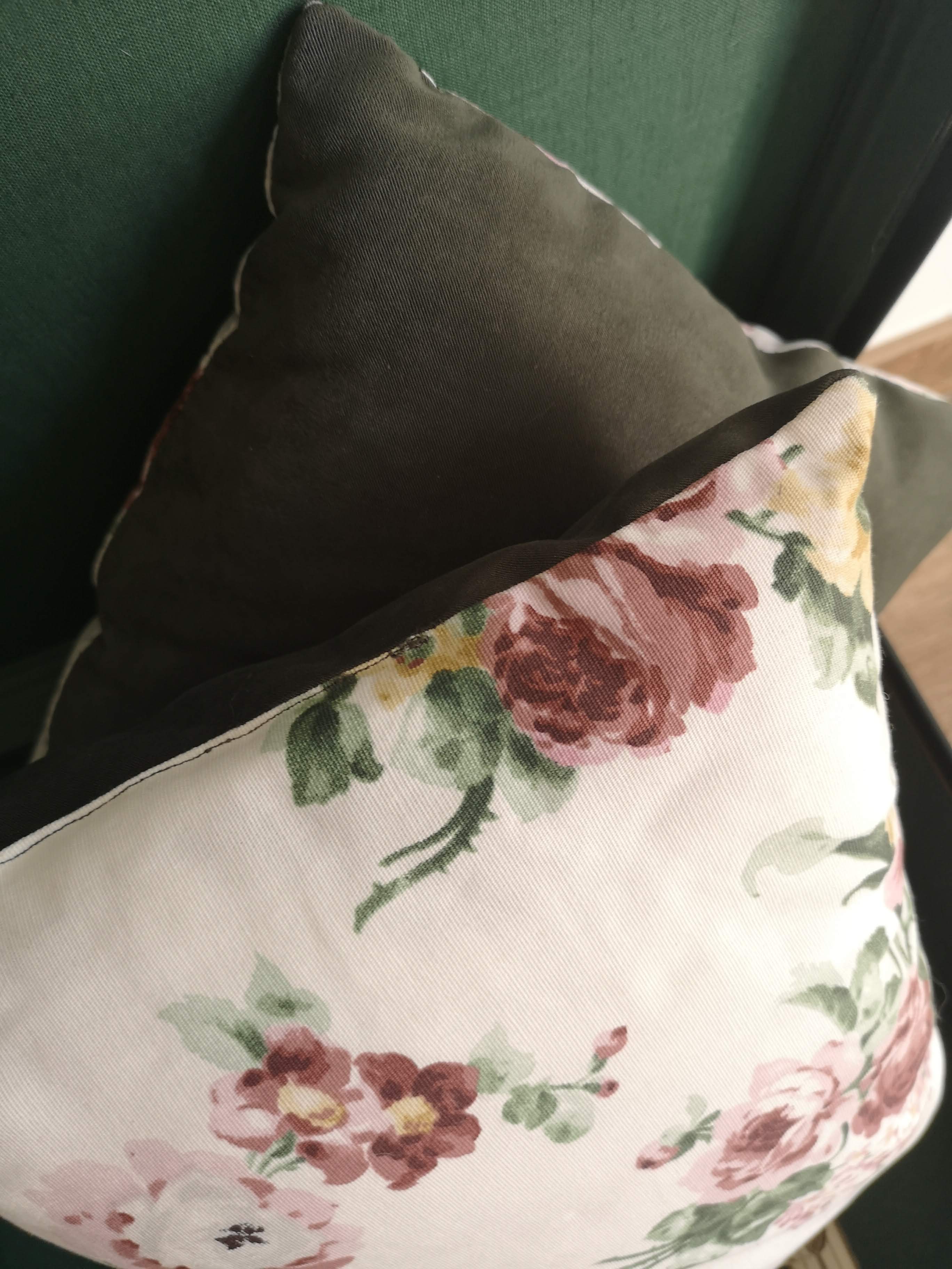 Floral cushions