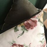 Floral cushions