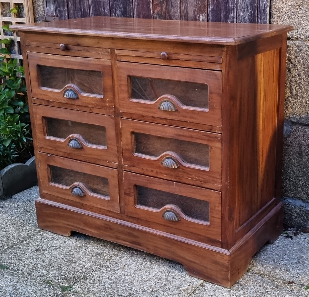 Furniture by trade: seed maker, haberdashery, solid wood