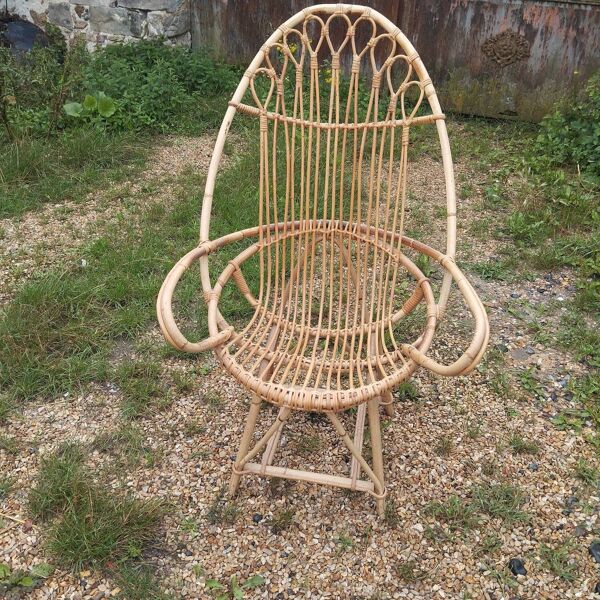 Fauteuil oeuf en rotin années 50