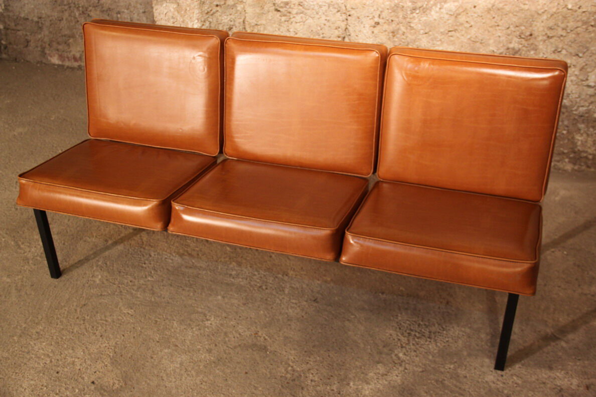 Seat year 50 tawny frame metal