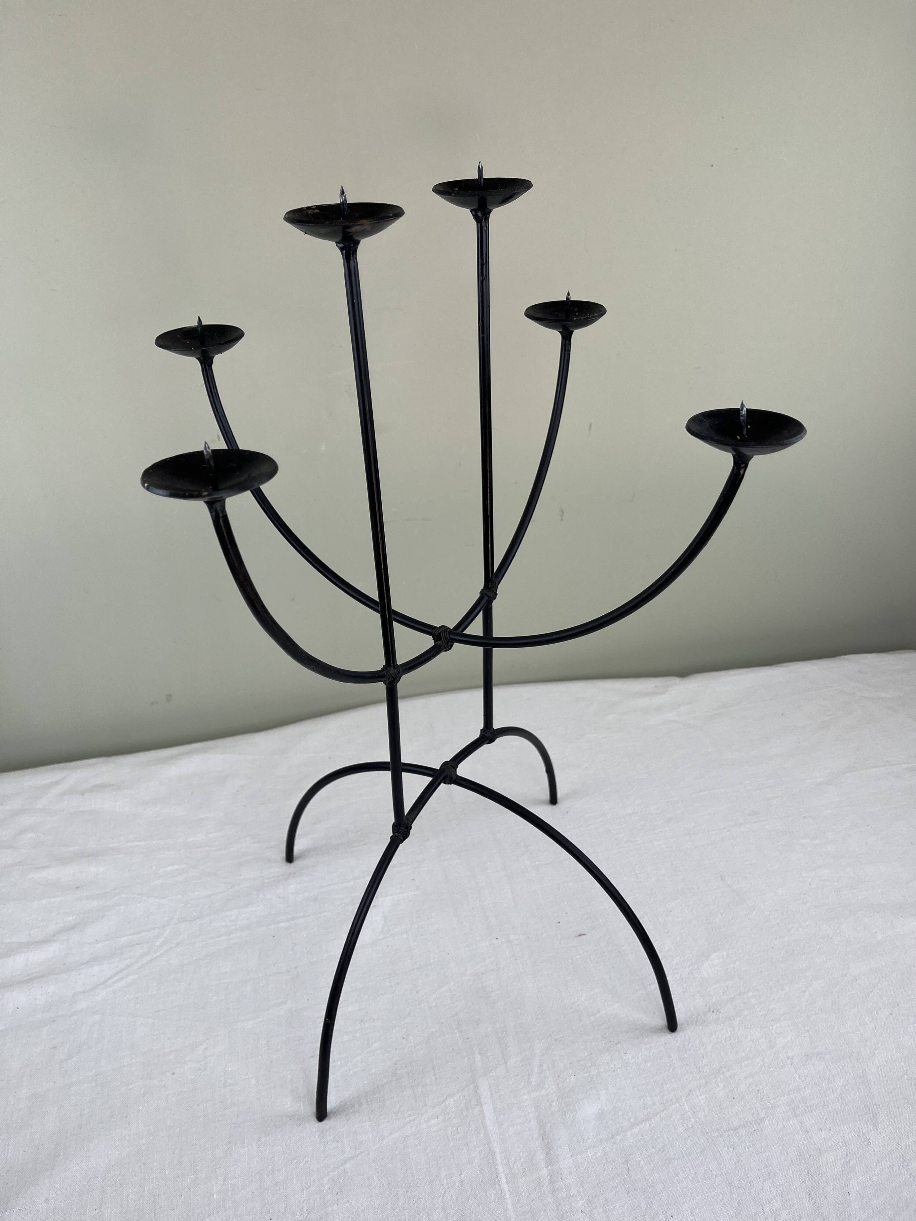 Sculptural chandelier in wrought iron