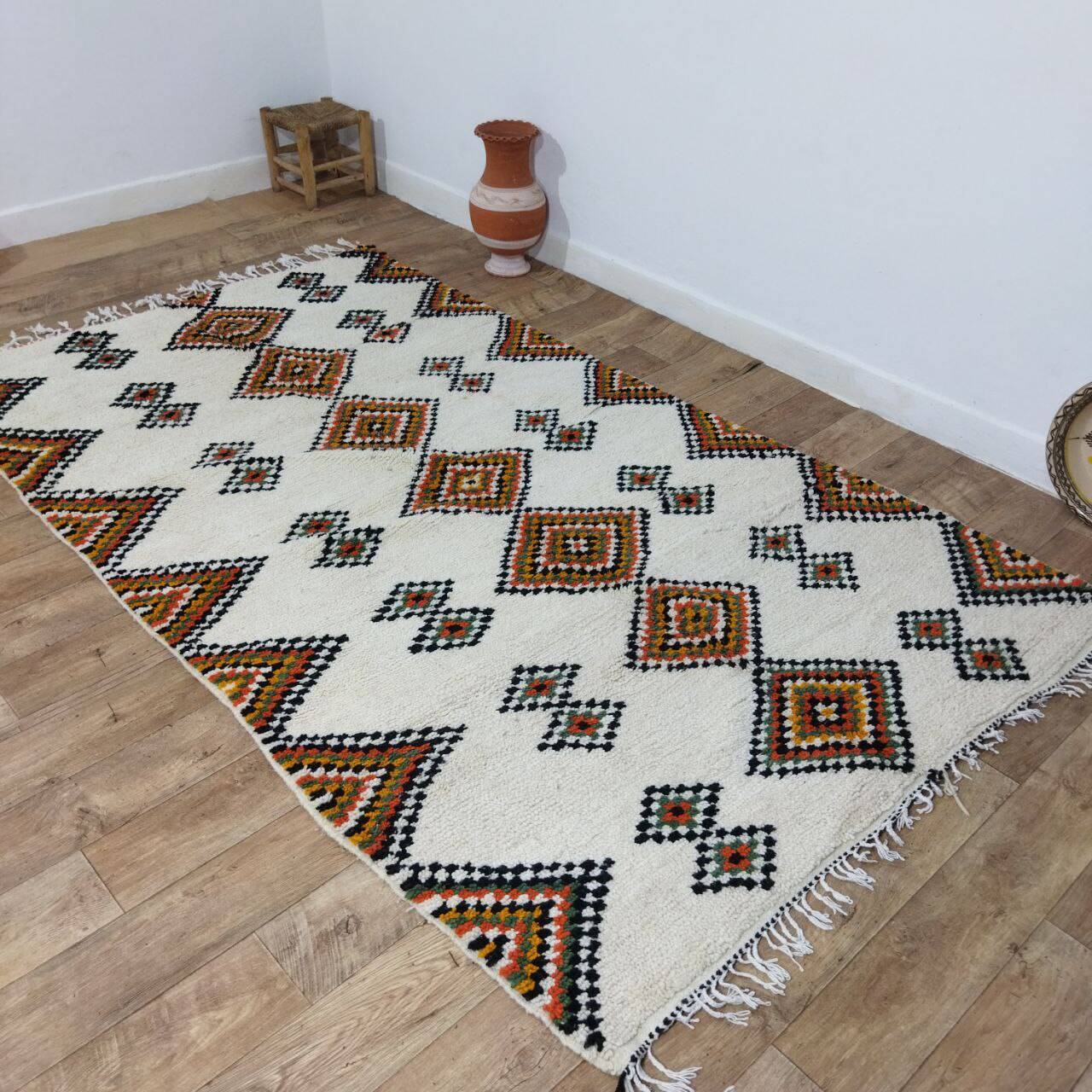 Handmade Moroccan Berber rug 275 X 165 CM