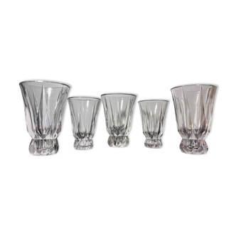 Collection of 5 Vases Saint Louis