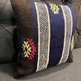 Housse de coussin en laine noire