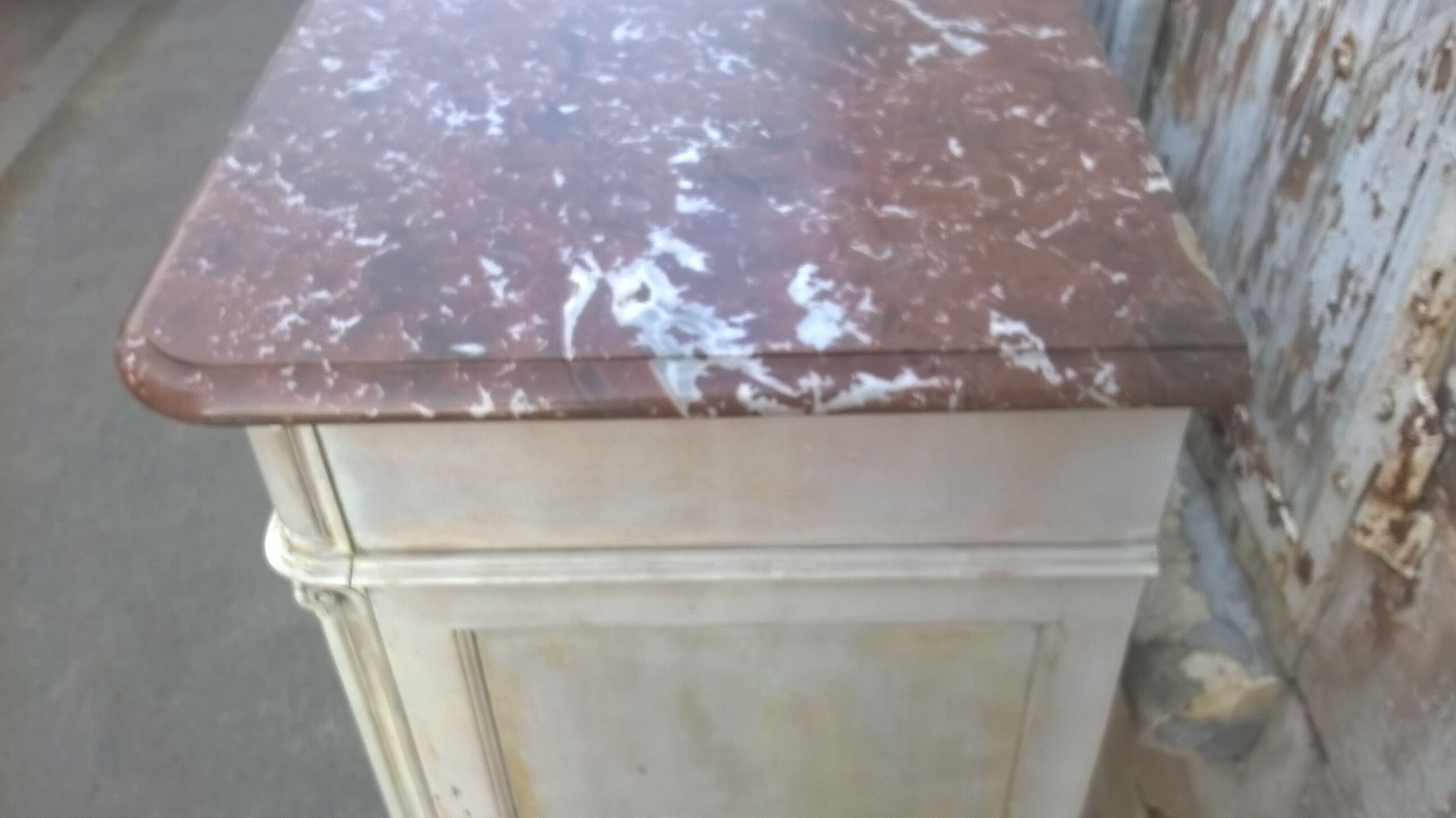 Patinated dresser 1900