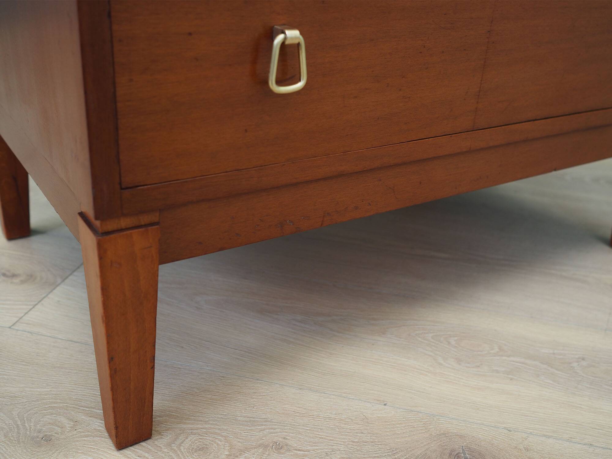 Commode en acajou, design danois, années 1970, production : Danemark