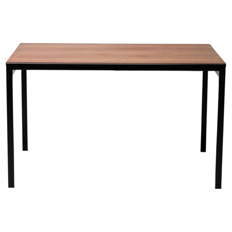Mid-century modern extendable dining table by Pastoe, Netherlands