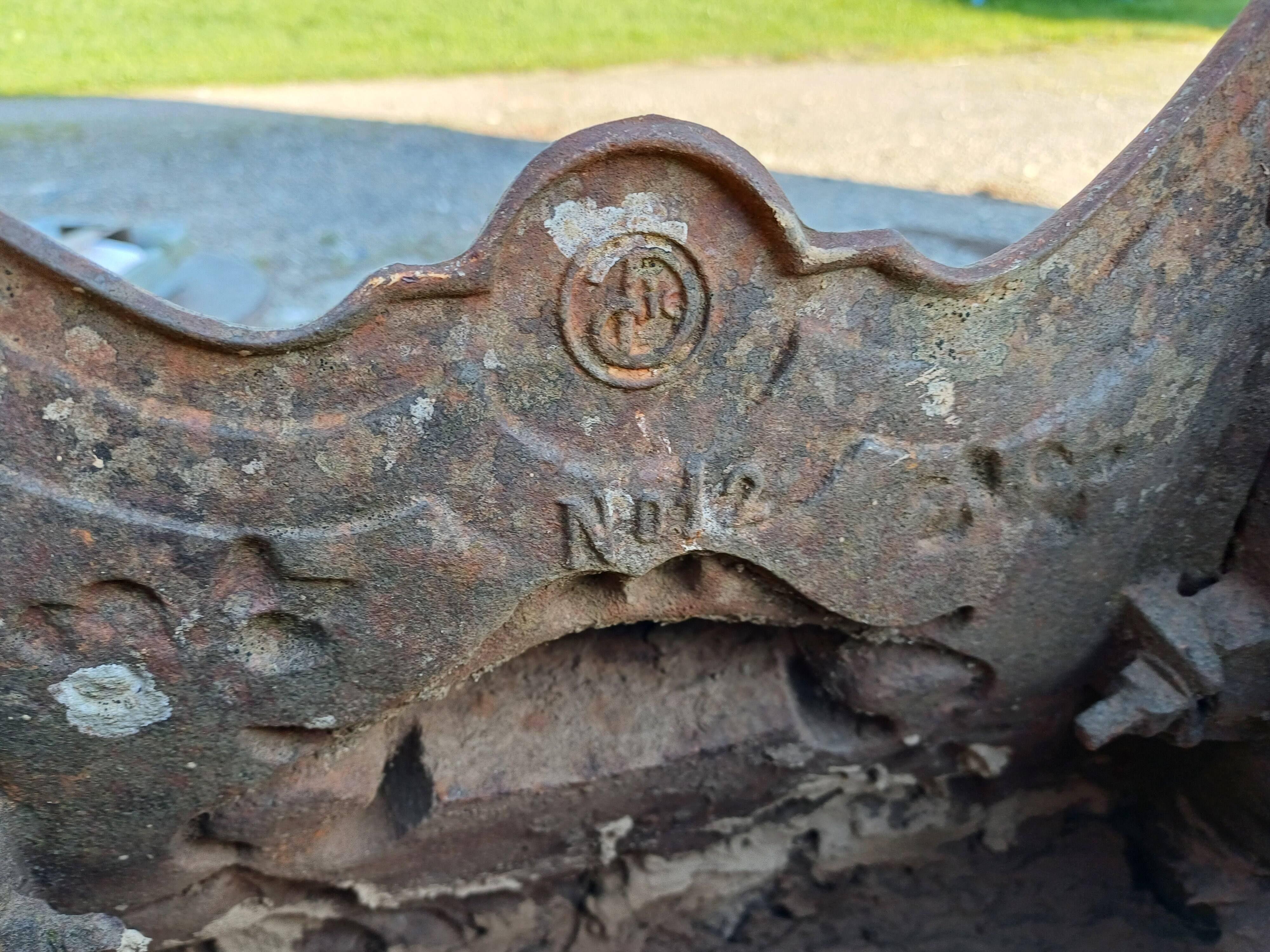 Large 1900 Cast Iron Planter in Rocaille Style: Charleville - Mézières