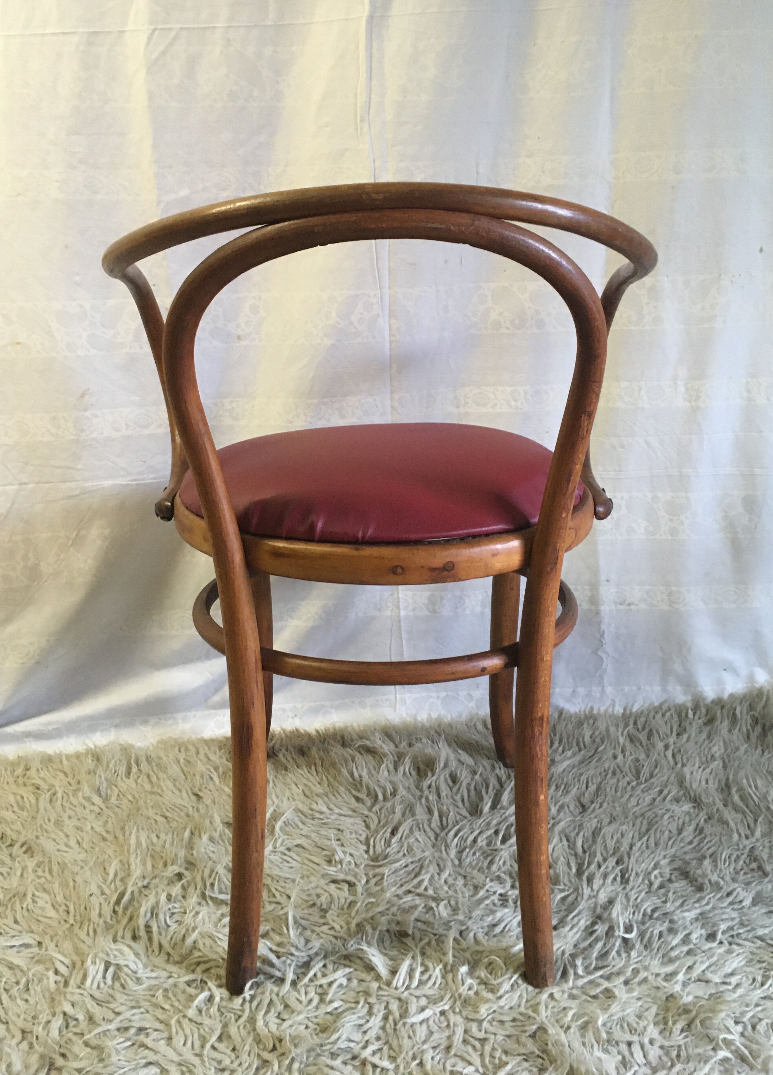 Fauteuil « dit Le Corbusier » par Fischel début XXème