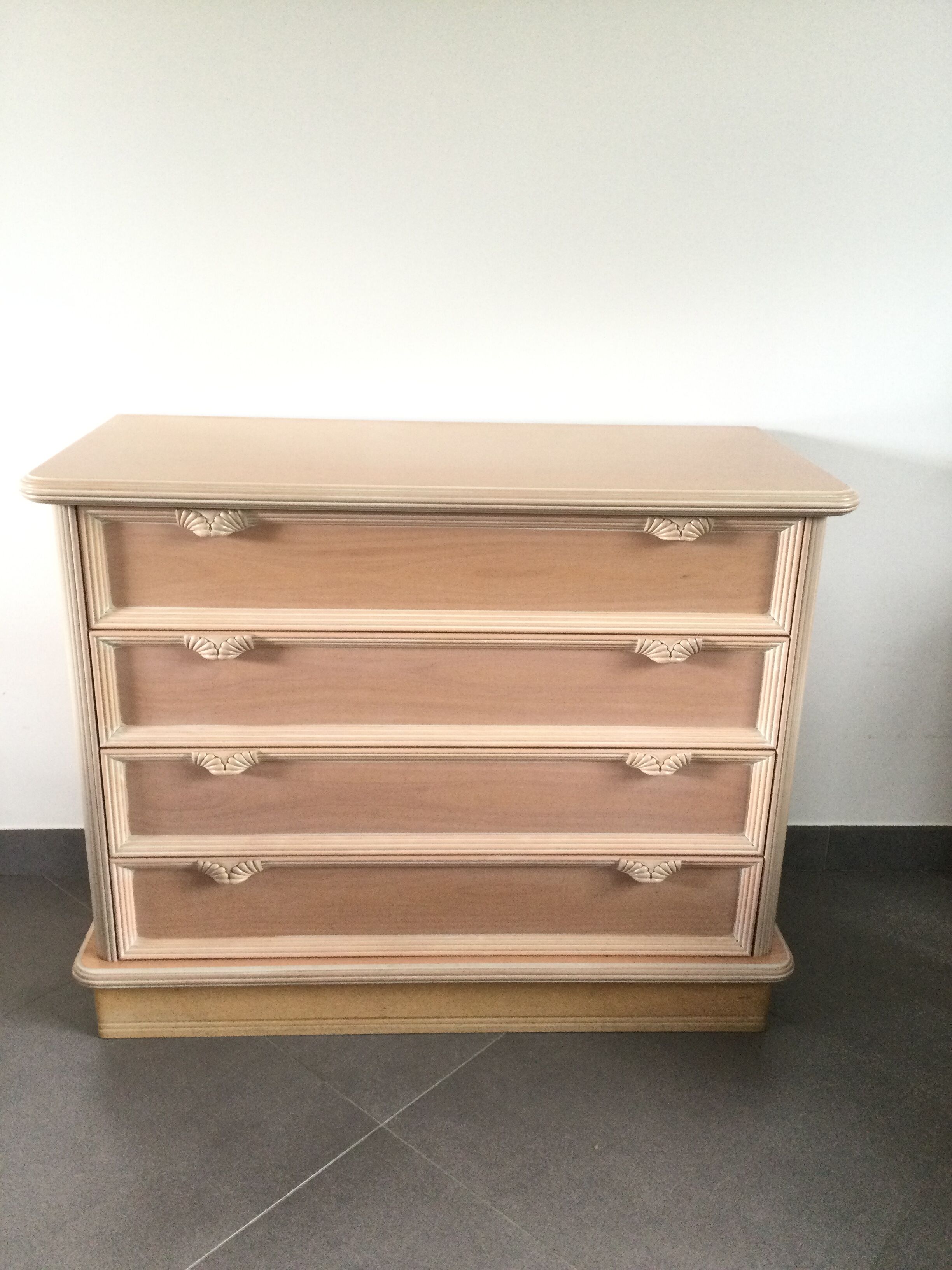 Commode Rose Quatre Tiroirs