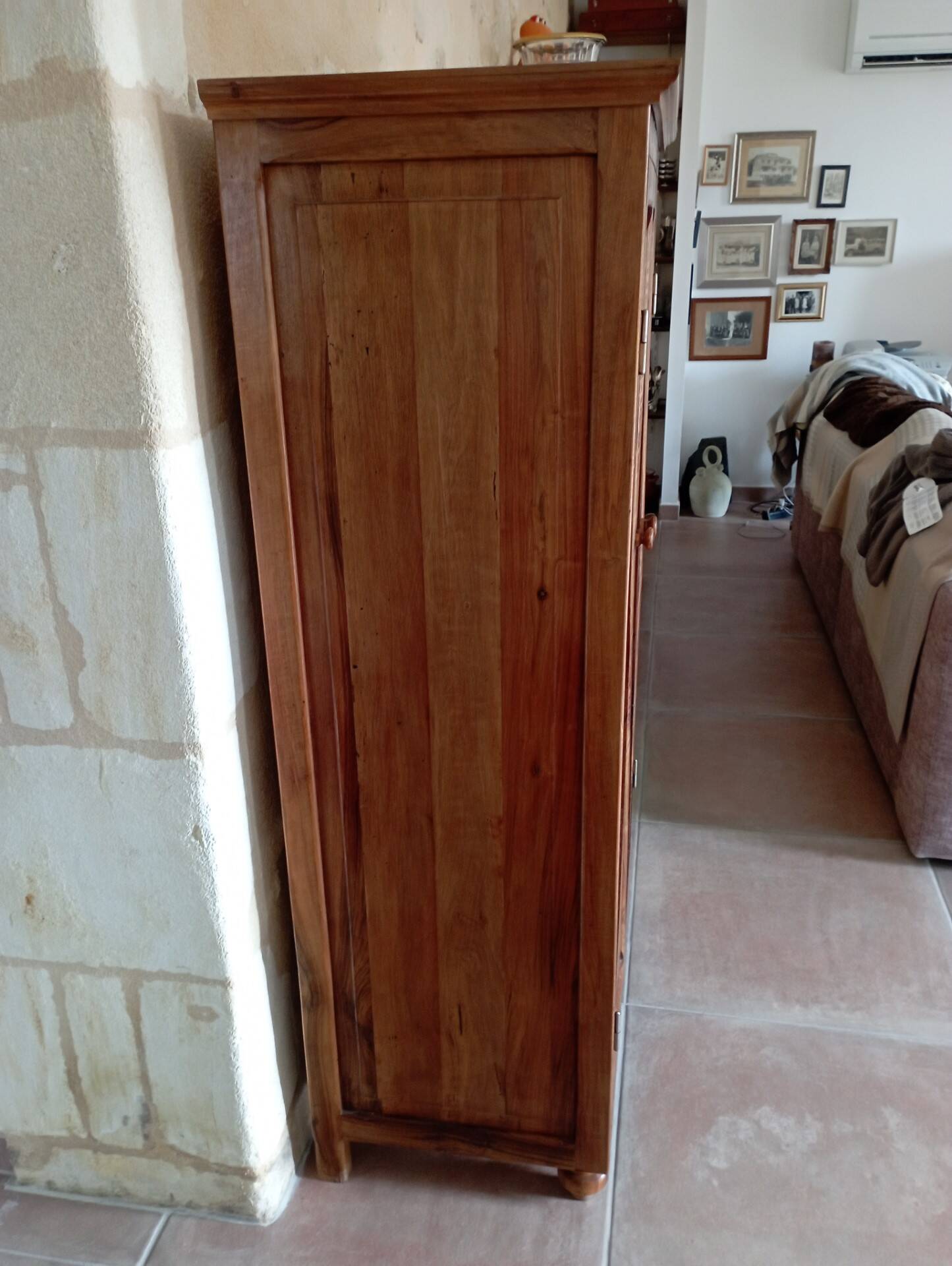 Small pine cabinet
