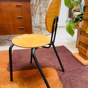 Chaise d’enfant vintage – design moderniste, 1960