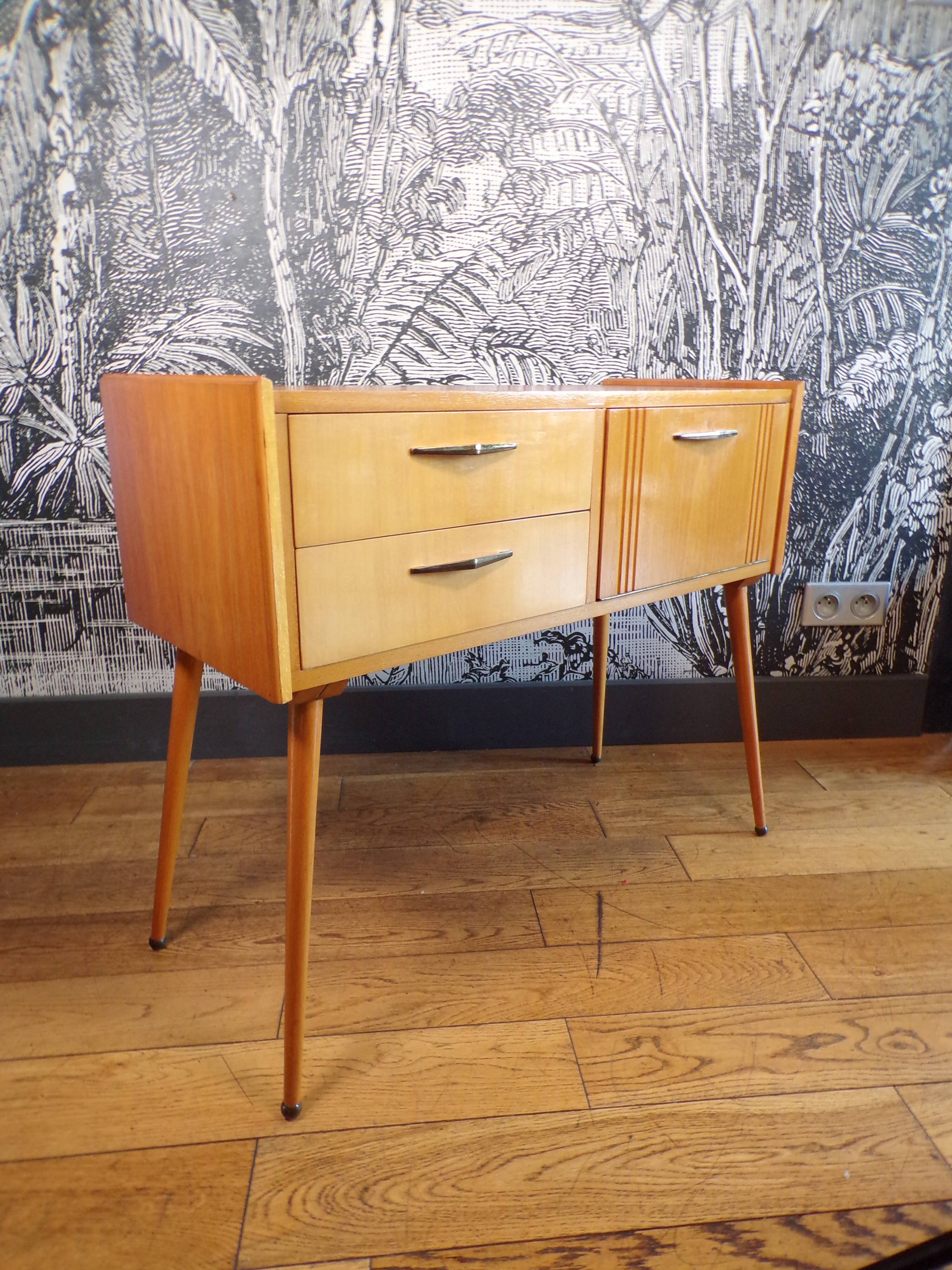 Mini sideboard 1960 with compass feet