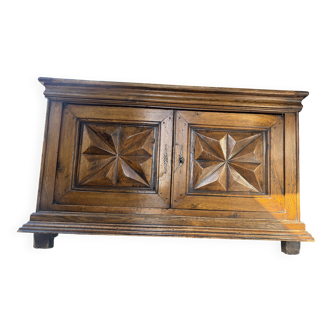 Antique oak sideboard – Carved – Very good condition