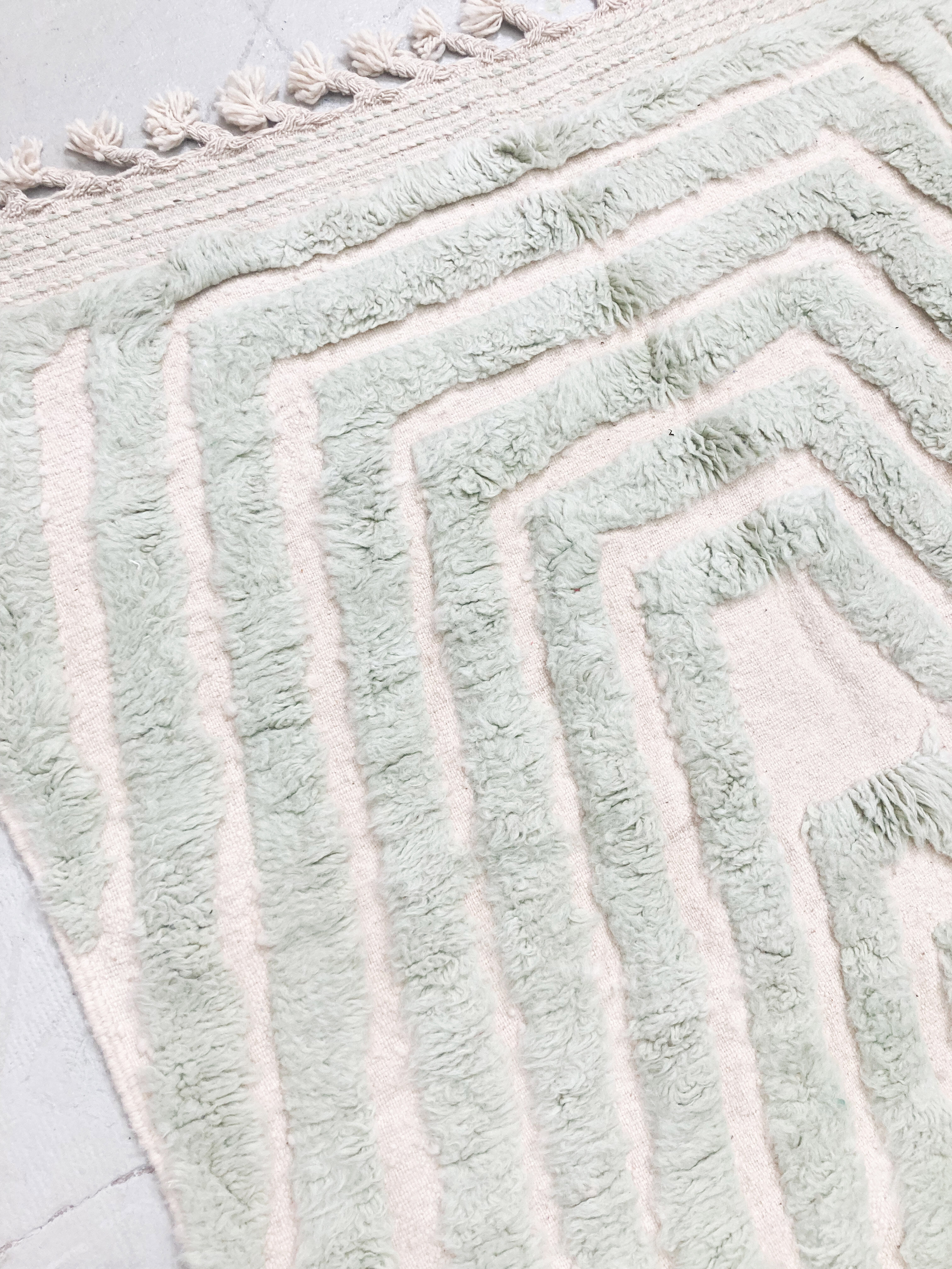 Moroccan Berber carpet Beni Ouarain mint green 2,49x1,60m