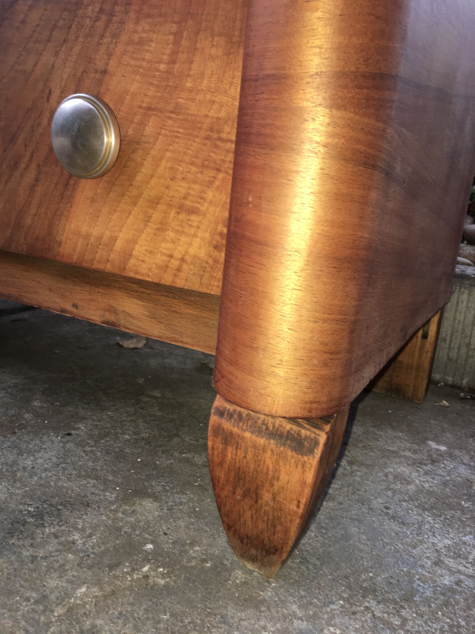 Art Deco dresser 1920