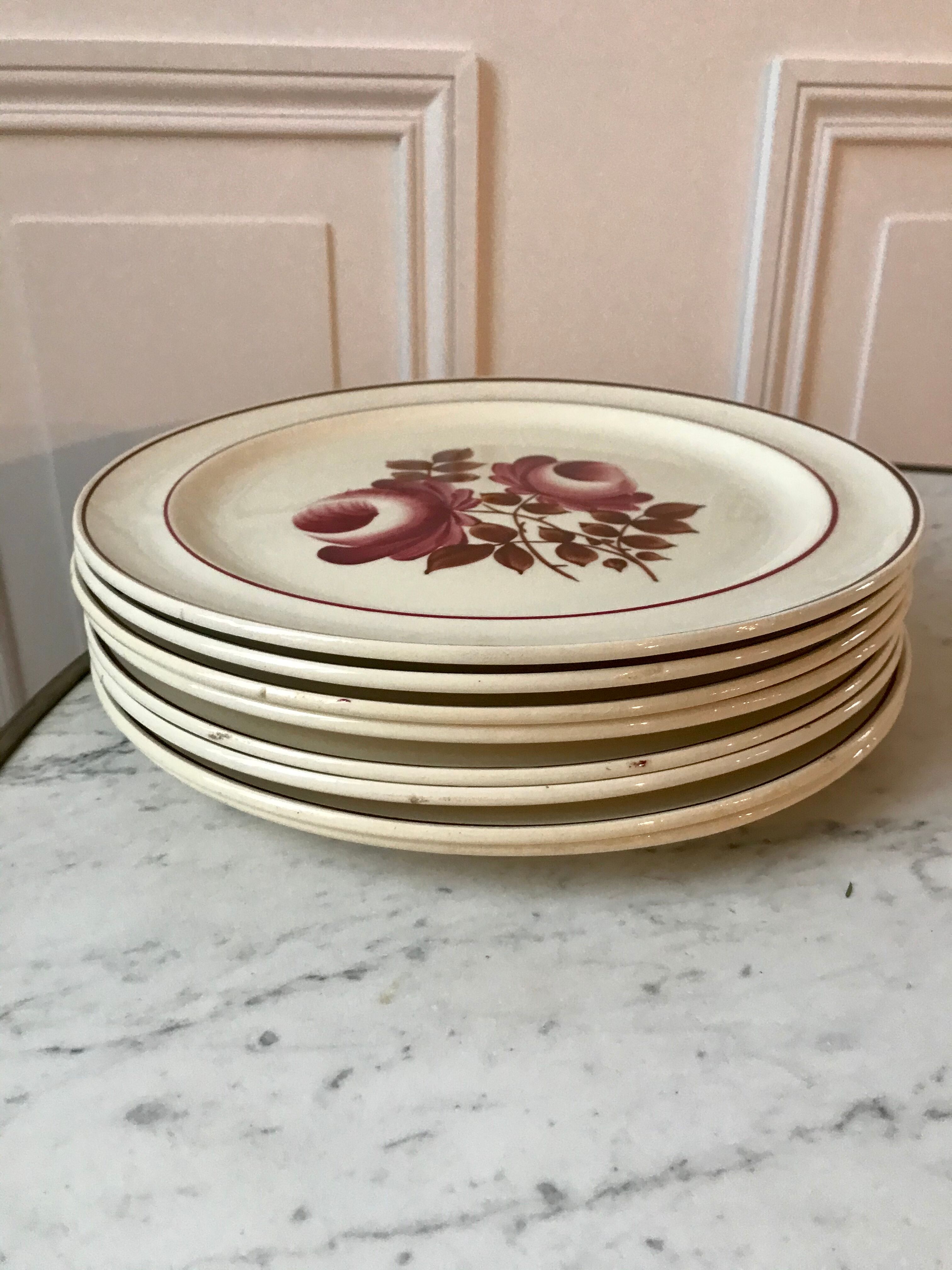 set of 8 flat plates Moulin des Loups model "Roubaix" 40s
