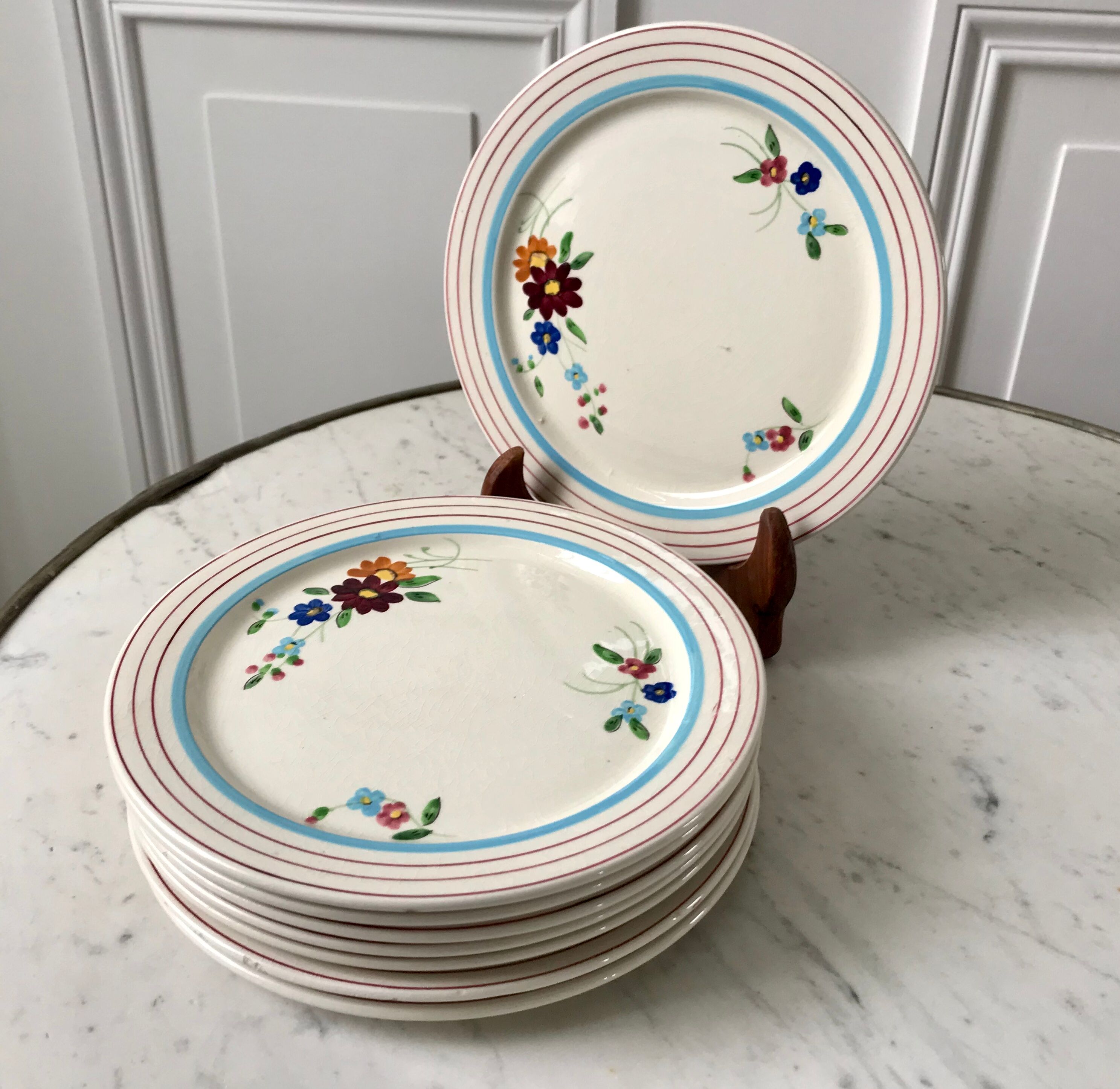 Set of 8 longchamp dessert plates hand painted 30s-40s