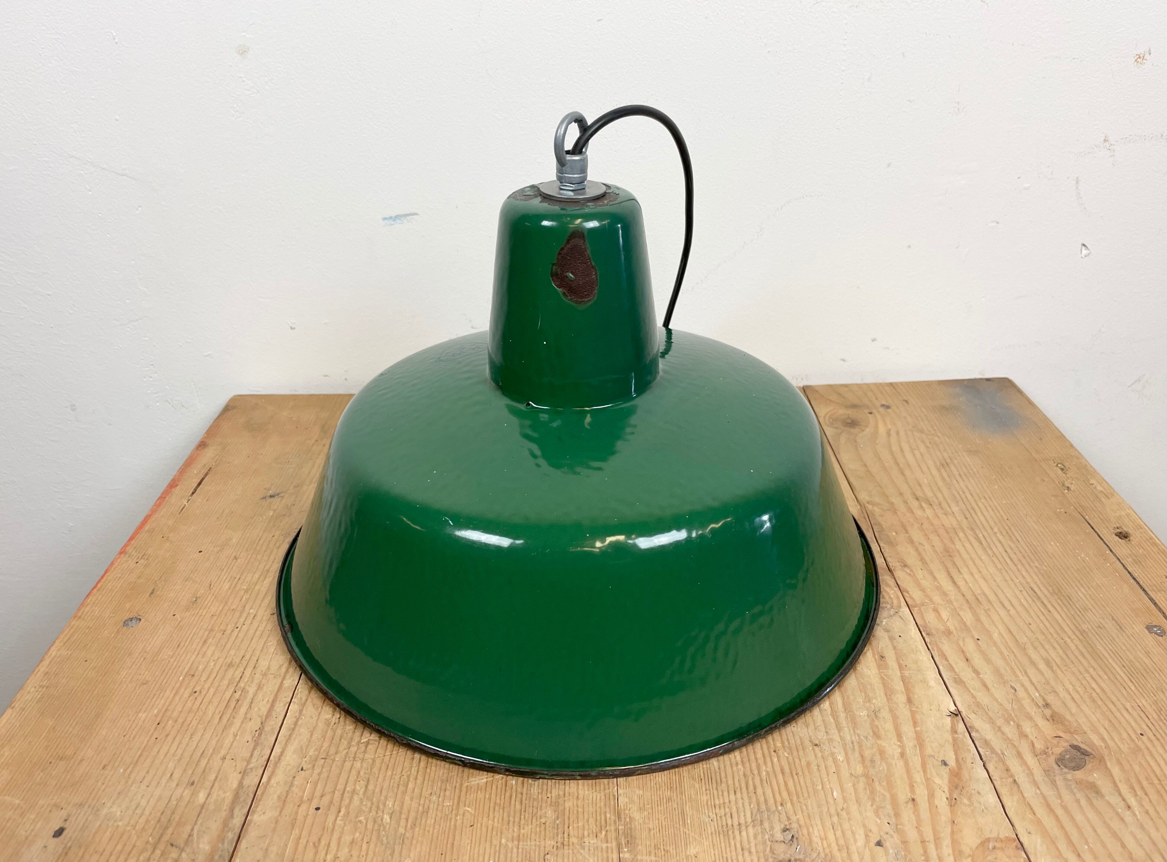 Industrial Green Enamel Pendant Lamp, 1960s