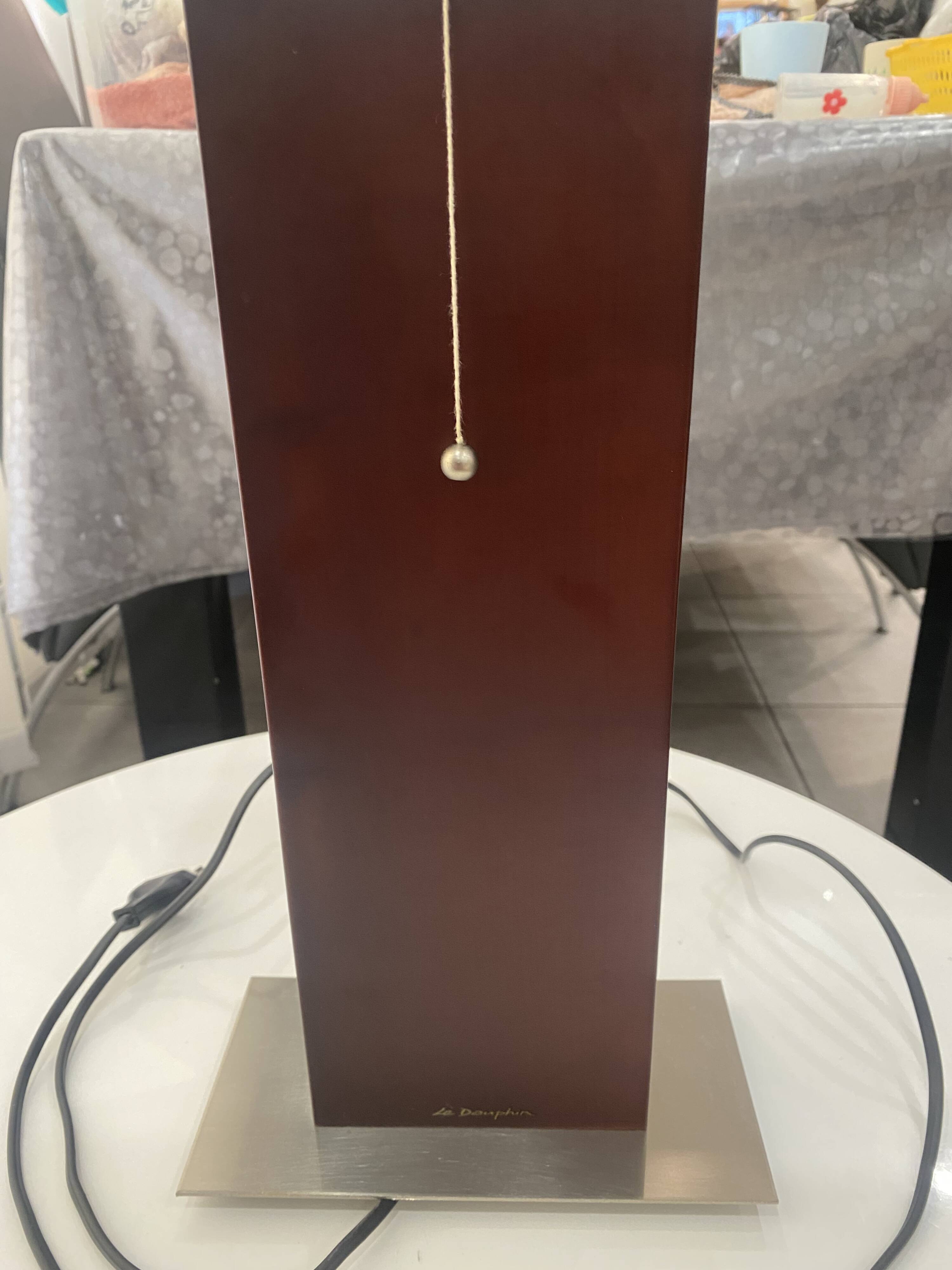 Lampe  signée le dauphin