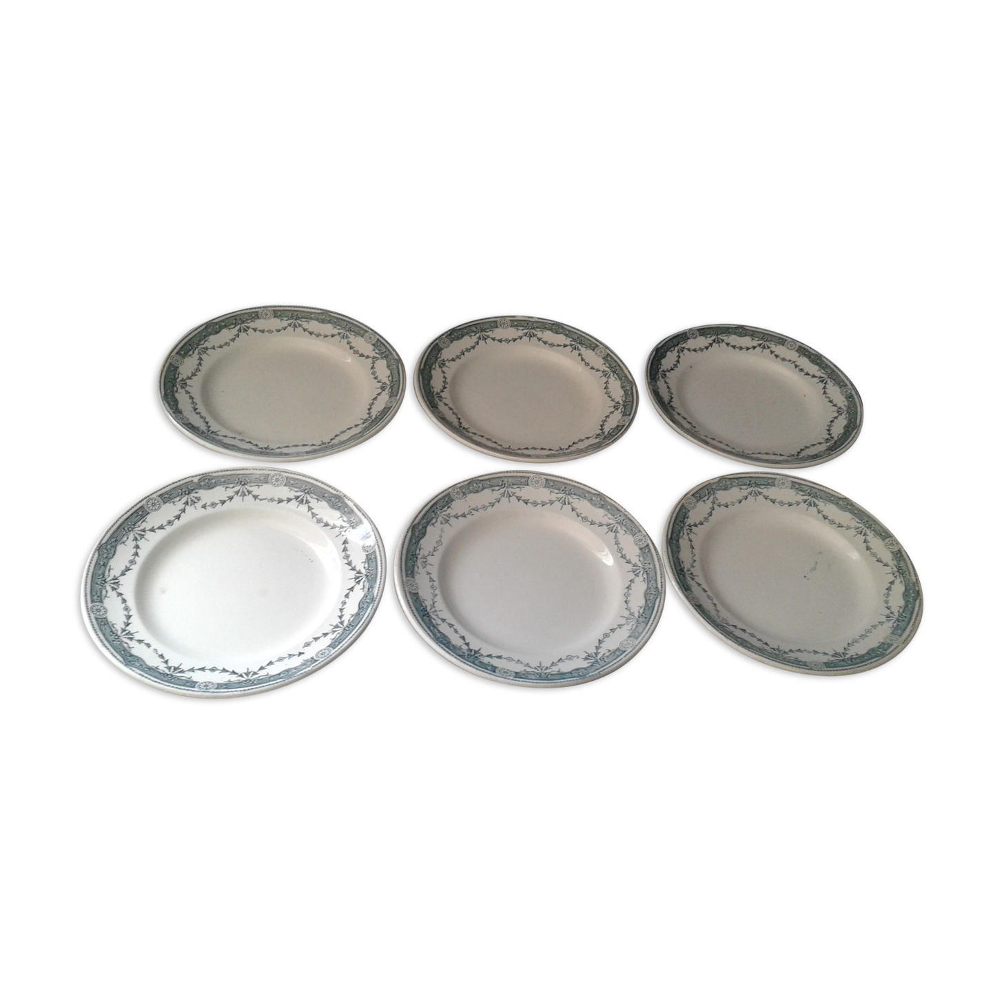 6 semi-hollow plates. Wolf mill . Model provence