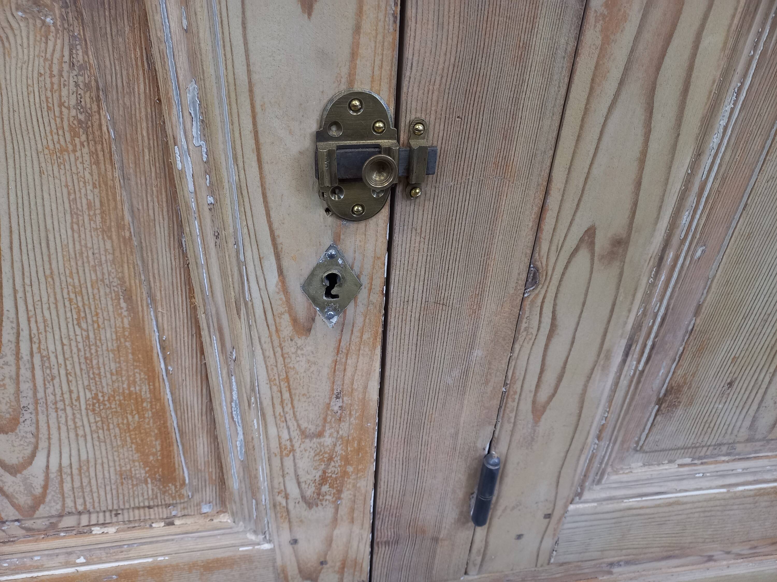 Rustic 3-door sideboard