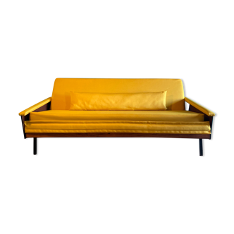 Vintage design sofa
