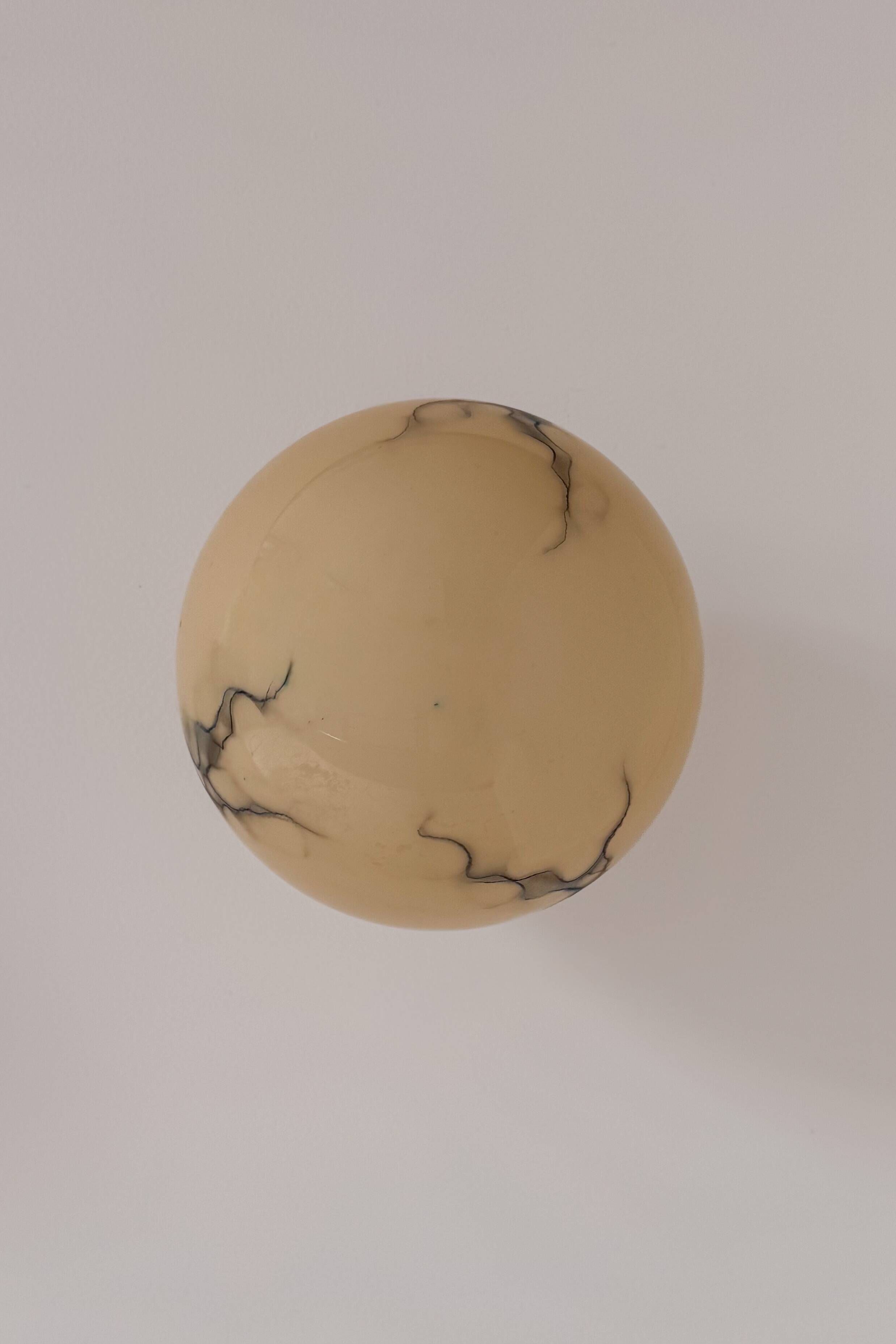 Pair of vintage wall lights, brass and "marbled" opaline, France, 1940.