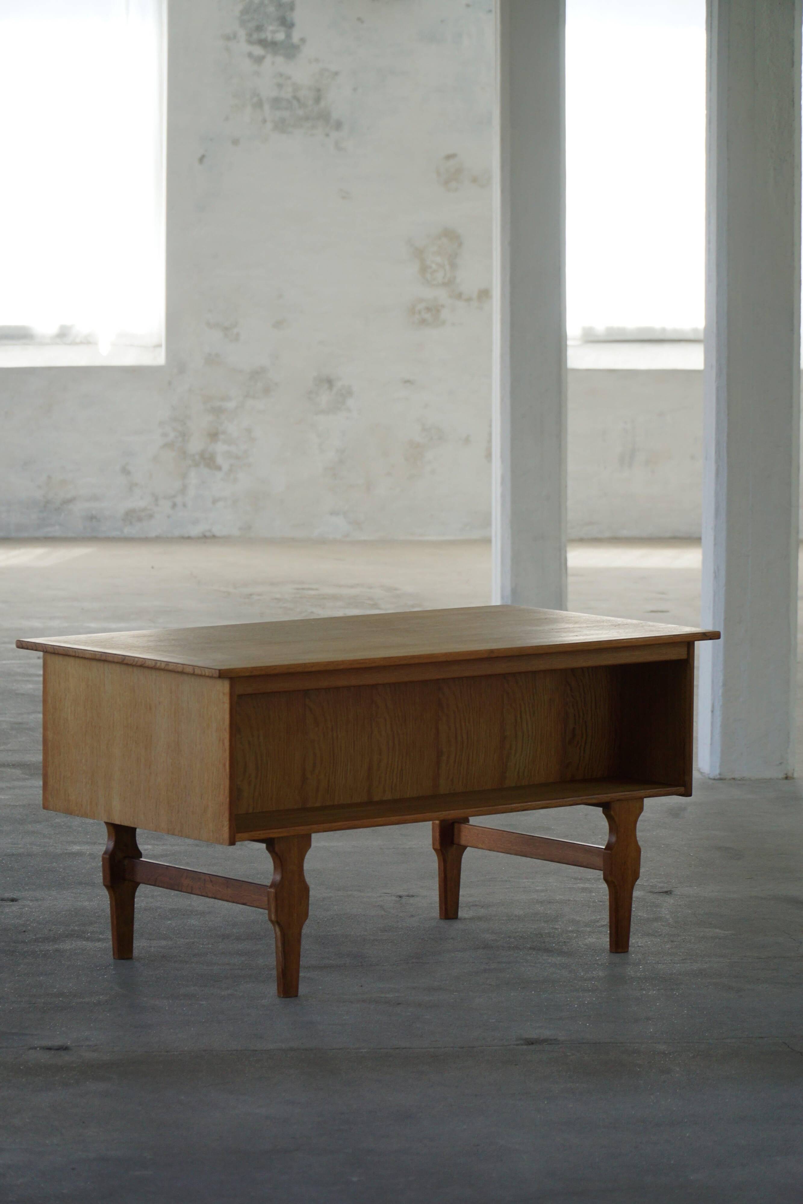 Free-standing desk in Oak by Henning Kjærnulf, Mid-century Danish Modern, 1950s