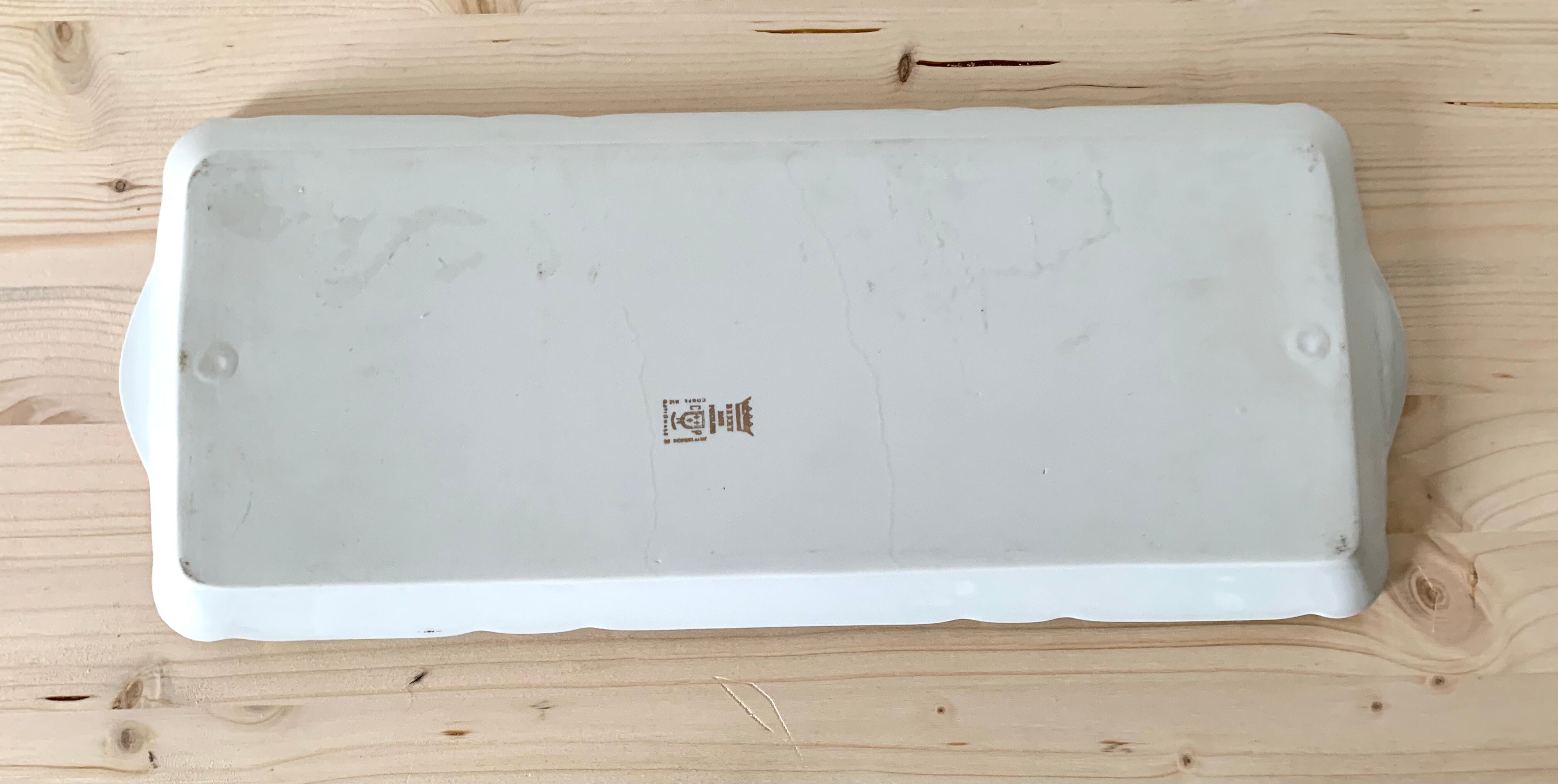 Vintage porcelain cake dish