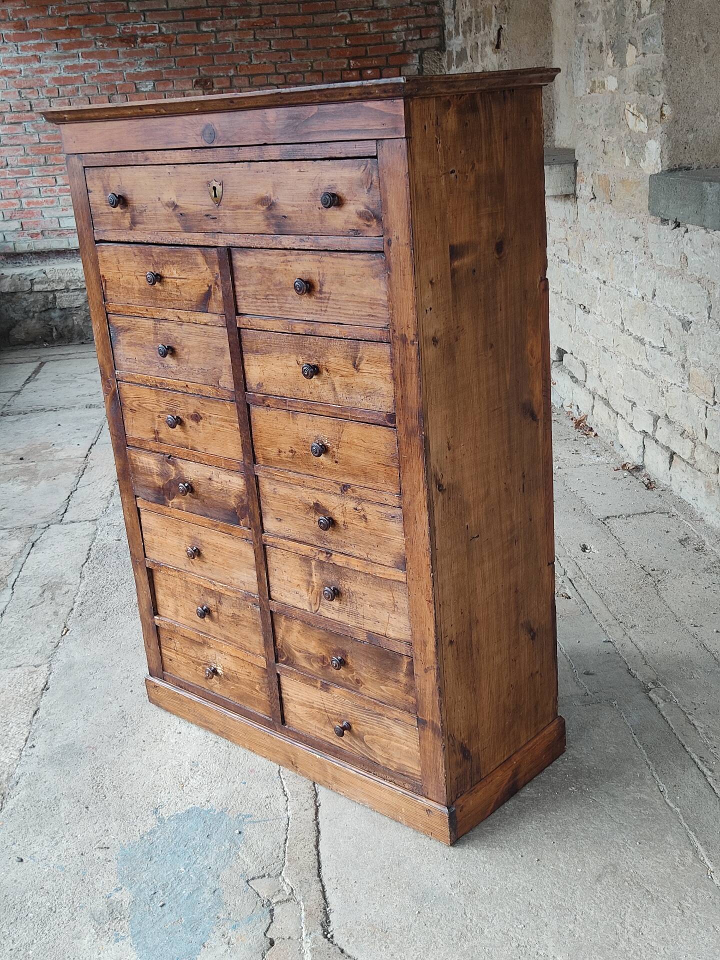 Workshop furniture